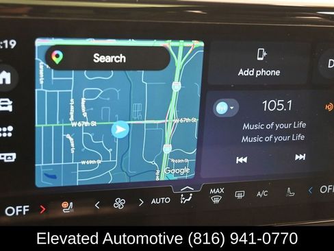 Used 2025 Lincoln Nautilus Reserve w/ Jet Appearance Package AWD/4WD image 11