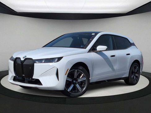 New 2026 BMW iX xDrive60 AWD/4WD image 1
