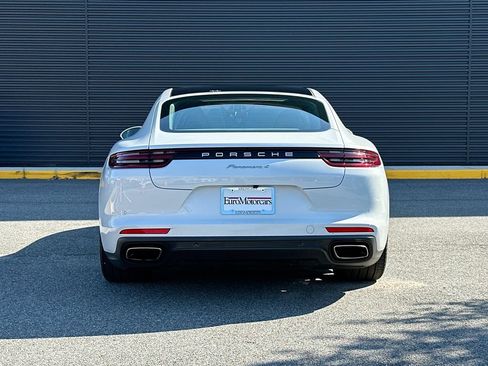 Used 2018 Porsche Panamera 4 AWD/4WD image 10