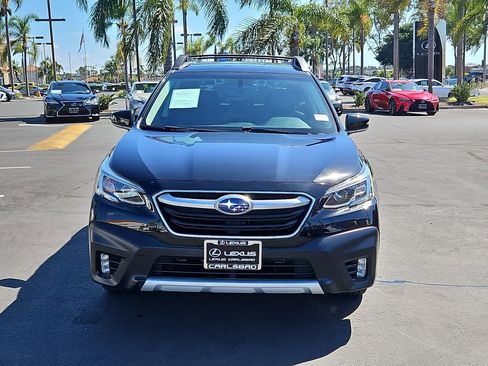 Used 2020 Subaru Outback Limited image 2
