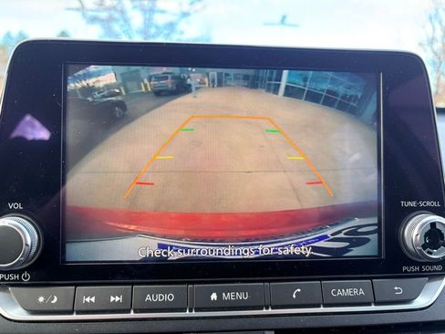 Used 2024 Nissan Altima 2.5 SV image 27