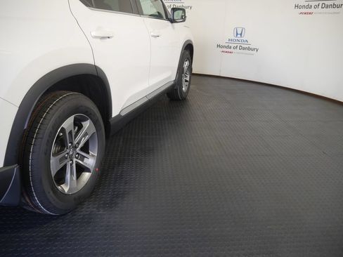 Used 2023 Honda Pilot EX-L image 4