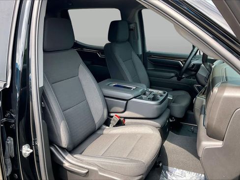 Used 2024 Chevrolet Silverado 1500 RST RWD image 8