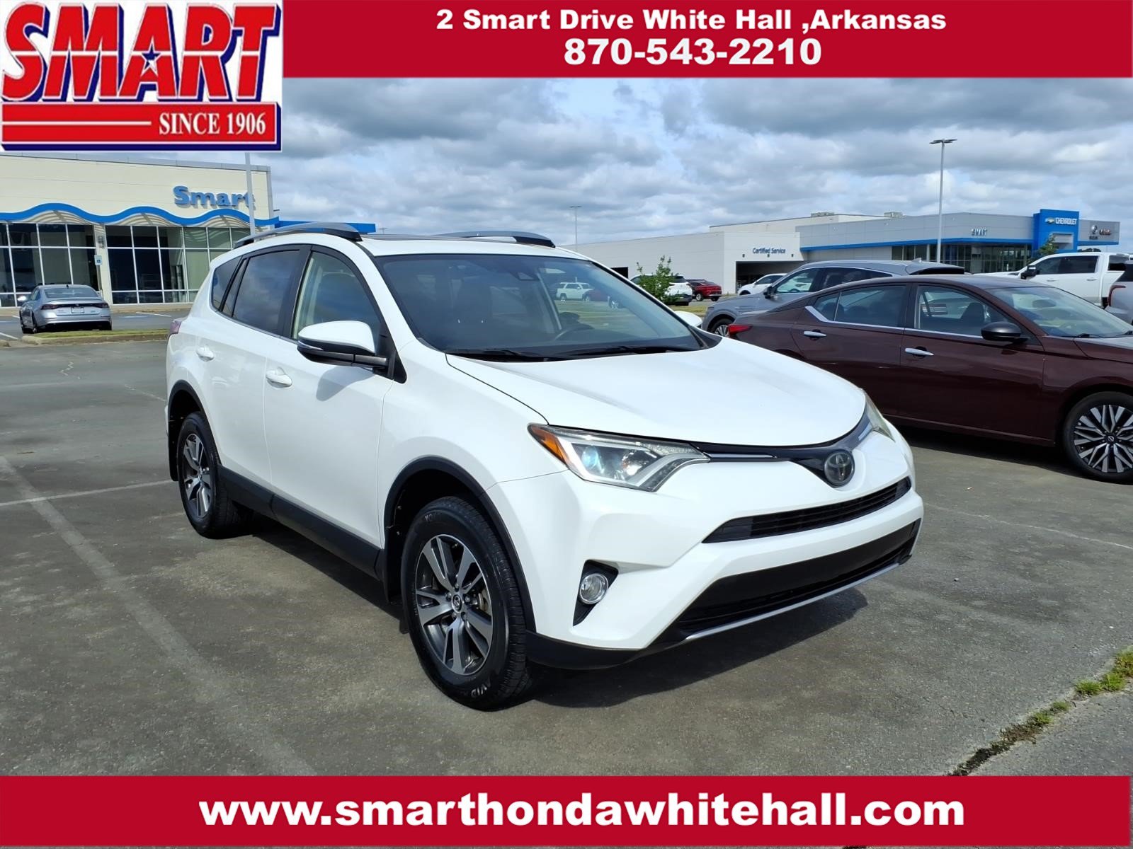 Used 2018 Toyota RAV4 XLE w/ Plus Extra Value Package FWD image 1