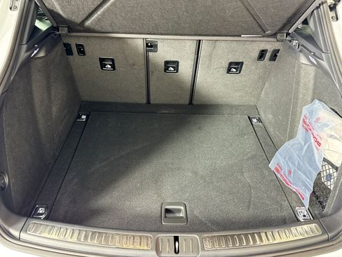 Used 2025 Porsche Macan image 22