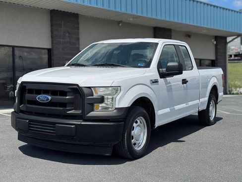 Used 2017 Ford F150 XL w/ Equipment Group 101A Mid RWD image 2