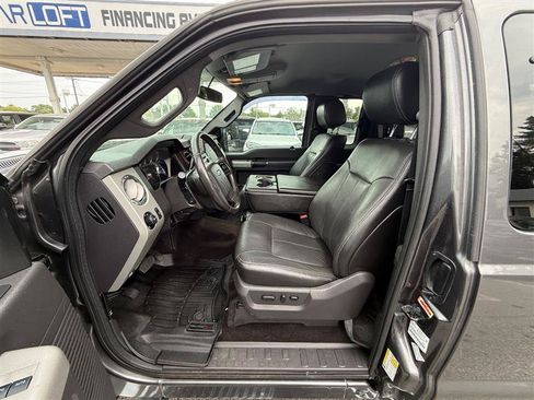 Used 2015 Ford F250 Lariat w/ Chrome Package AWD/4WD image 18
