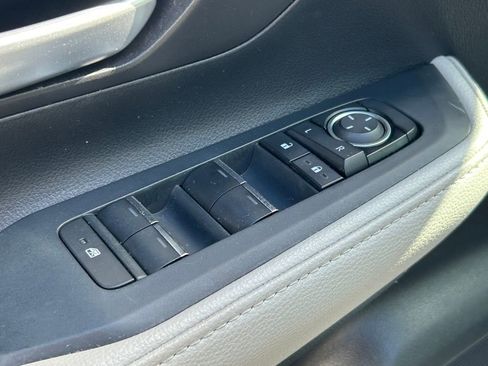 Used 2024 Toyota Grand Highlander XLE image 28