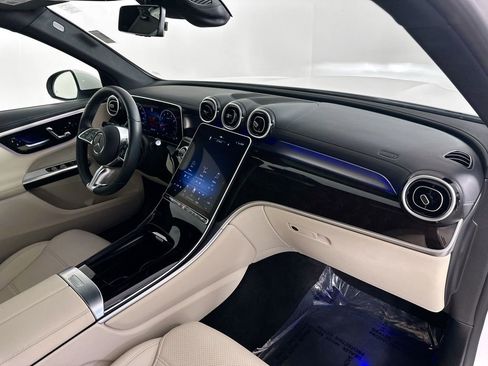 Certified 2023 Mercedes-Benz GLC 300 4MATIC image 27