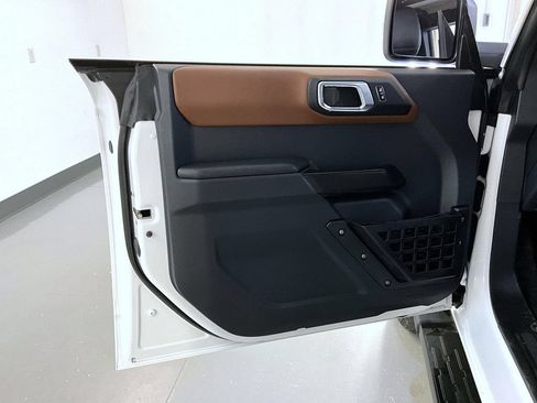 Used 2024 Ford Bronco Outer Banks AWD/4WD image 10