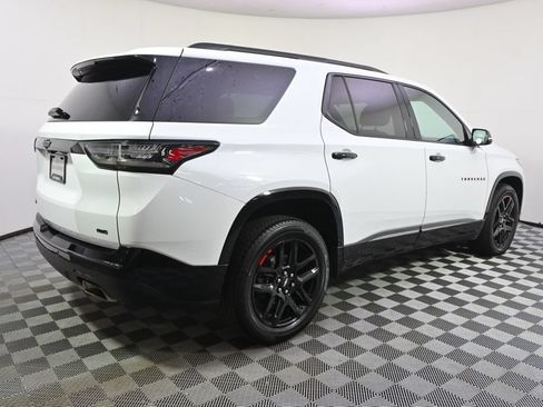 Used 2018 Chevrolet Traverse Premier w/ Redline Edition AWD/4WD image 7