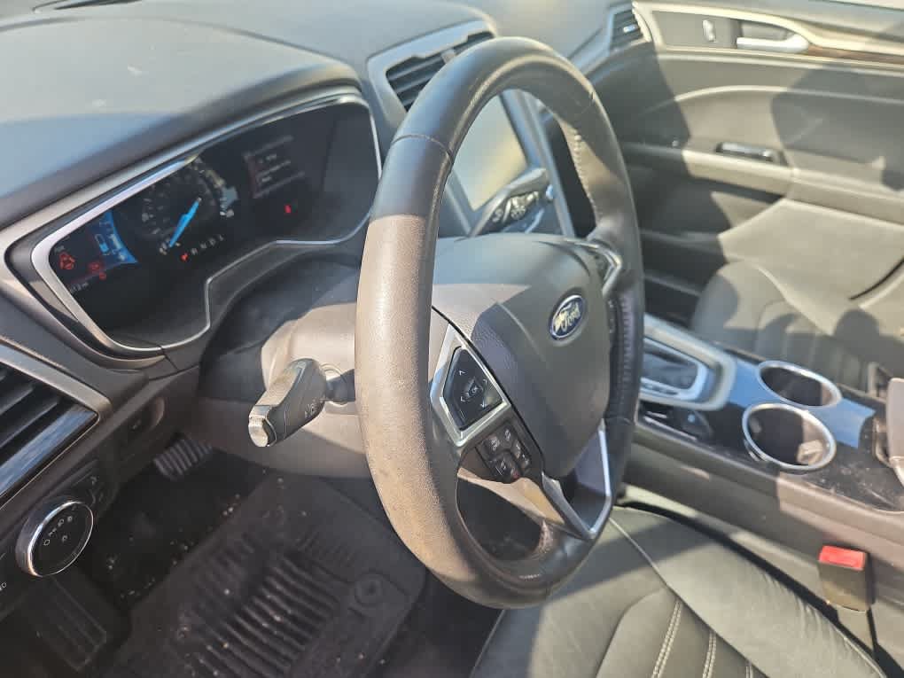 Used 2013 Ford Fusion SE FWD image 9
