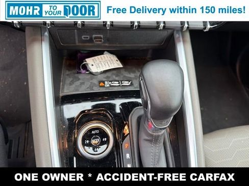 Used 2024 Chevrolet Colorado ZR2 w/ ZR2 Convenience Package III AWD/4WD image 21