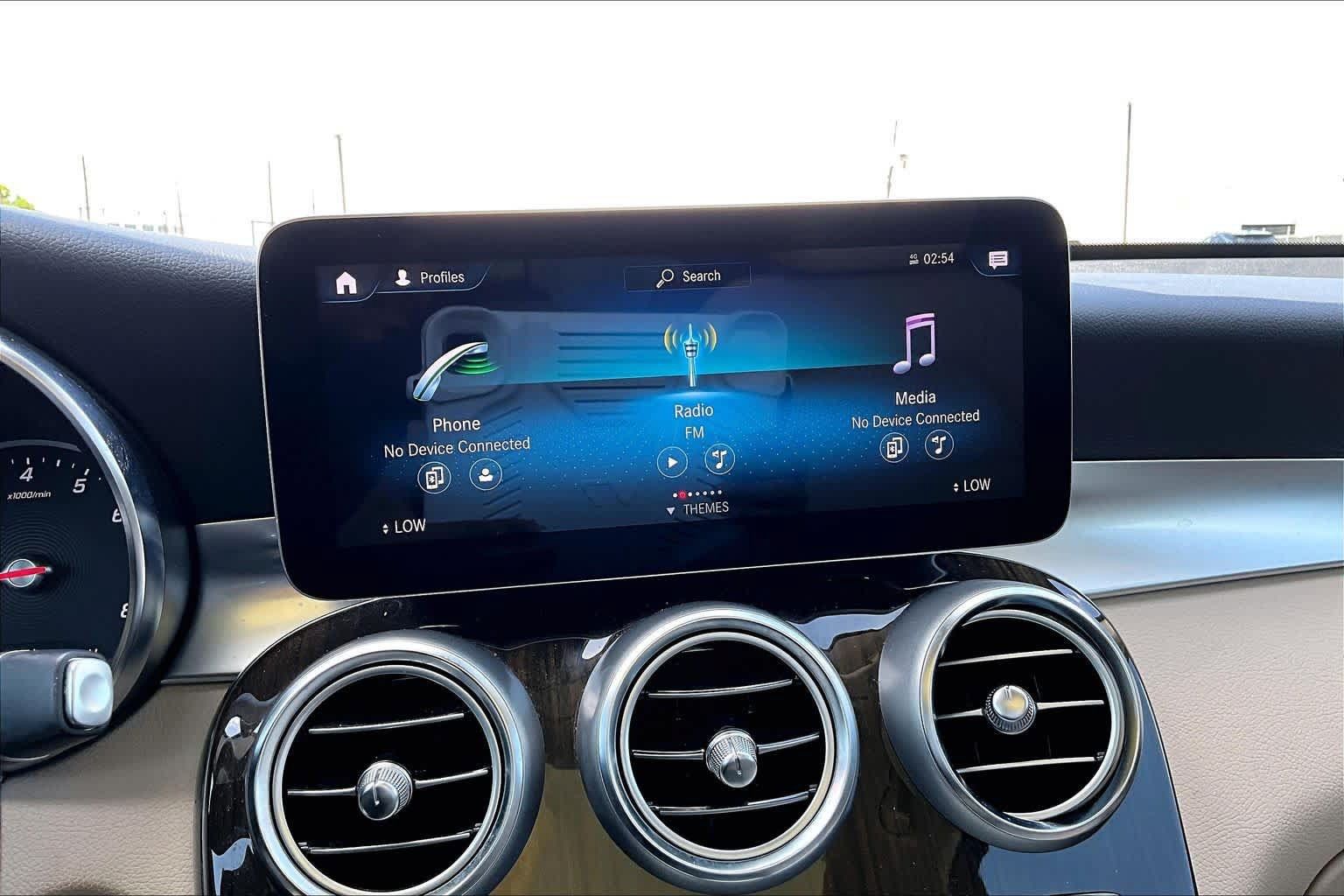 Used 2022 Mercedes-Benz GLC 300 image 33