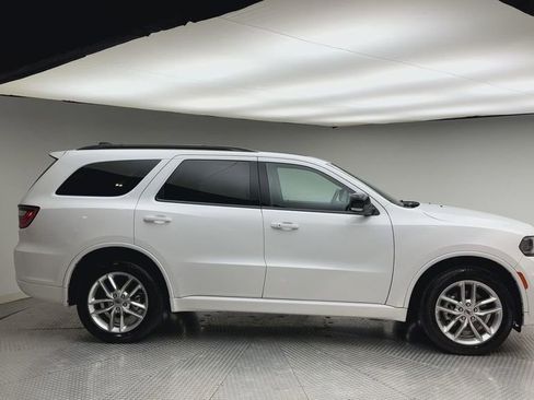 Used 2024 Dodge Durango GT image 9