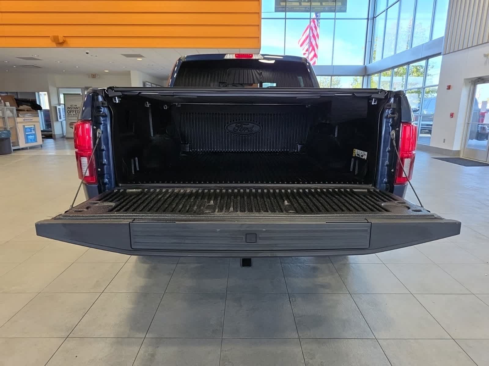 Certified 2019 Ford F150 Platinum w/ FX4 Off-Road Package AWD/4WD image 10