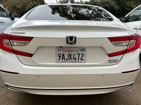 Used 2022 Honda Accord Touring image 5