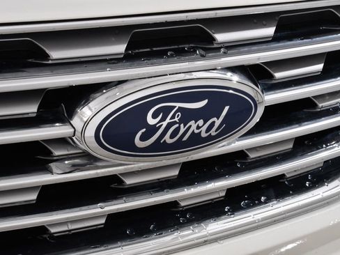 Used 2022 Ford Edge SEL w/ Convenience Package AWD/4WD image 21