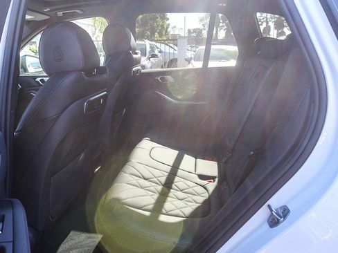 New 2026 BMW X5 xDrive40i image 18