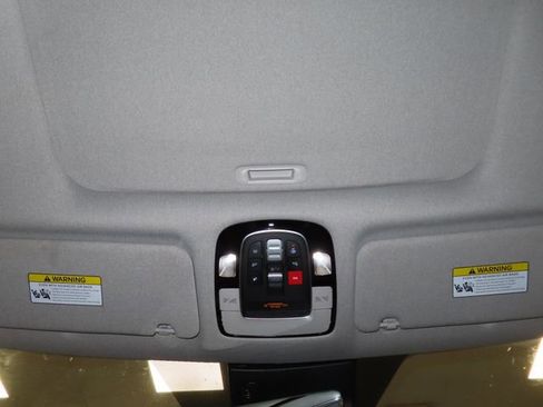 Used 2023 Hyundai Palisade Limited image 24