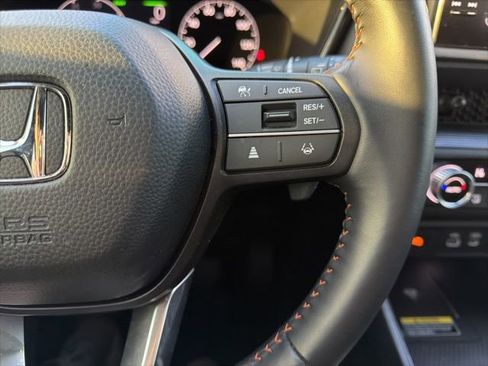 Used 2025 Honda CR-V Sport-L image 16