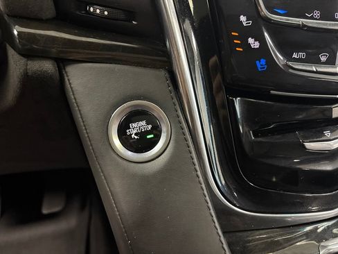Used 2018 Cadillac Escalade Platinum AWD/4WD image 28