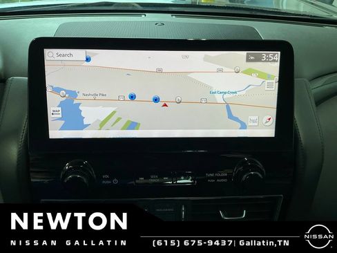 Used 2021 Nissan Armada SV RWD image 7