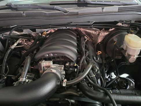 Used 2015 Chevrolet Silverado 1500 LT w/ Rally 2 Edition RWD image 29