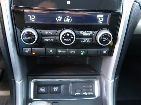 Used 2019 Subaru Ascent Limited w/ Popular Package #3 image 25