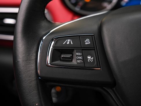 Used 2017 Maserati Levante w/ Luxury Package image 18