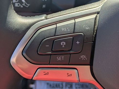 Used 2025 Volkswagen Jetta Sport FWD image 17