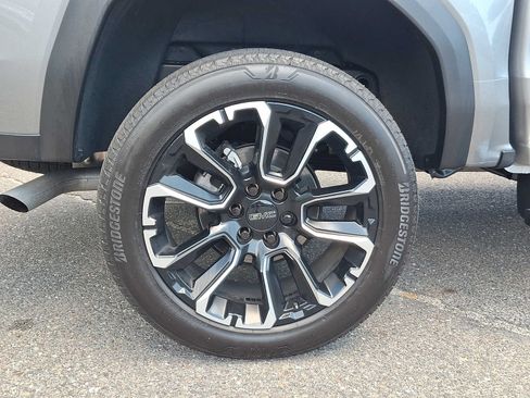 Used 2026 GMC Canyon Denali AWD/4WD image 8