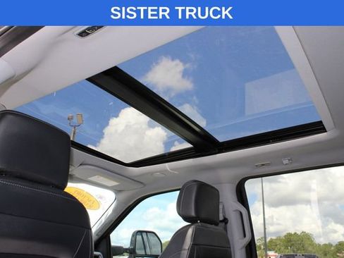 Used 2024 Ford F250 Lariat w/ Lariat Ultimate Package AWD/4WD image 19