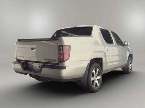 Used 2014 Honda Ridgeline SE image 5