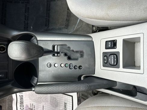 Used 2011 Toyota RAV4 4WD image 23