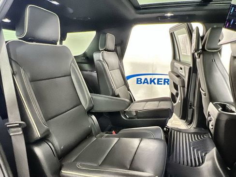 Used 2025 GMC Yukon Elevation w/ Elevation Premium Package AWD/4WD image 29