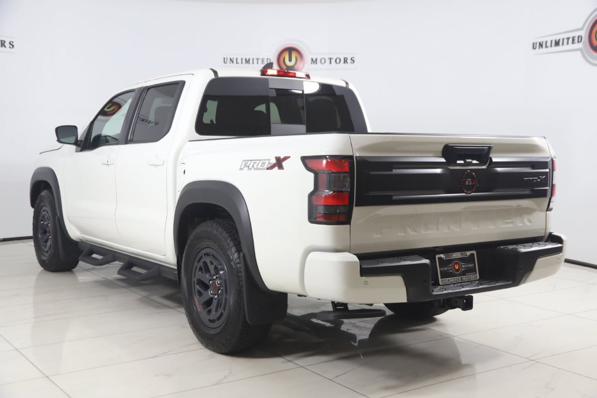 Used 2026 Nissan Frontier Pro-X w/ Tow Package RWD image 4