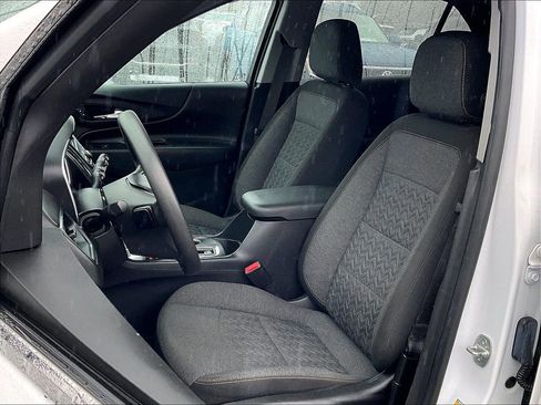 Used 2022 Chevrolet Equinox LT image 9