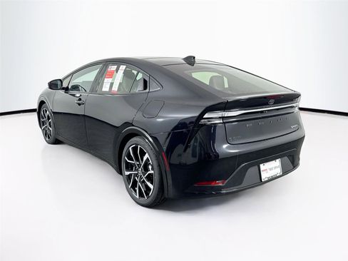 New 2026 Toyota Prius Plug-In Hybrid image 8