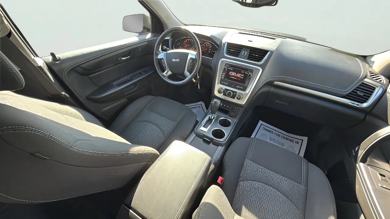 Used 2014 GMC Acadia SLE FWD image 10