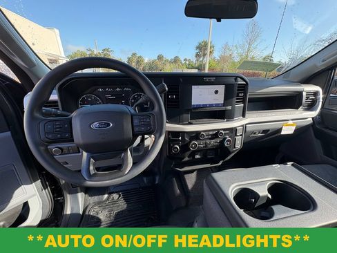New 2026 Ford F250 XL w/ XL Off-Road Package AWD/4WD image 7