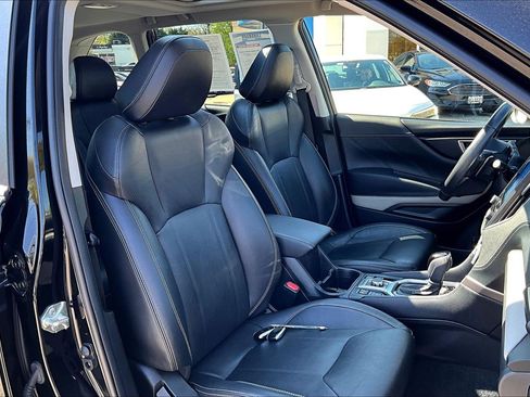 Used 2022 Subaru Forester Limited AWD/4WD image 7