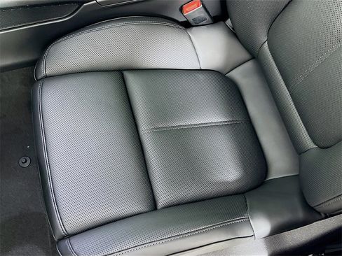 New 2026 Porsche Macan Turbo image 22