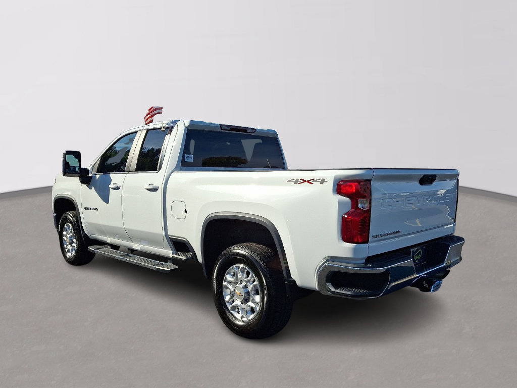 Certified 2022 Chevrolet Silverado 2500 LT w/ Convenience Package AWD/4WD image 4