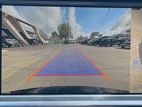 Used 2018 Porsche Panamera image 29