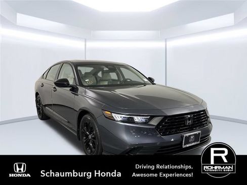 Certified 2025 Honda Accord SE image 3
