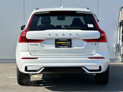 Used 2026 Volvo XC60 B5 Plus w/ Protection Package Premier AWD/4WD image 4