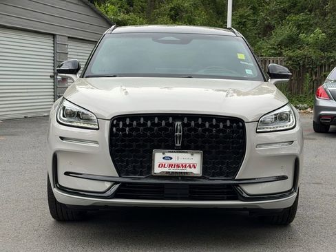 Certified 2023 Lincoln Corsair Reserve w/ Equipment Group 202A AWD/4WD image 2