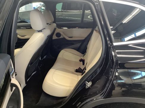 Used 2019 BMW X1 xDrive28i AWD/4WD image 18