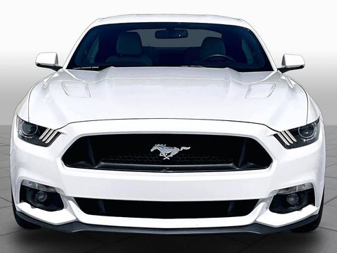 Used 2017 Ford Mustang GT Premium RWD image 4